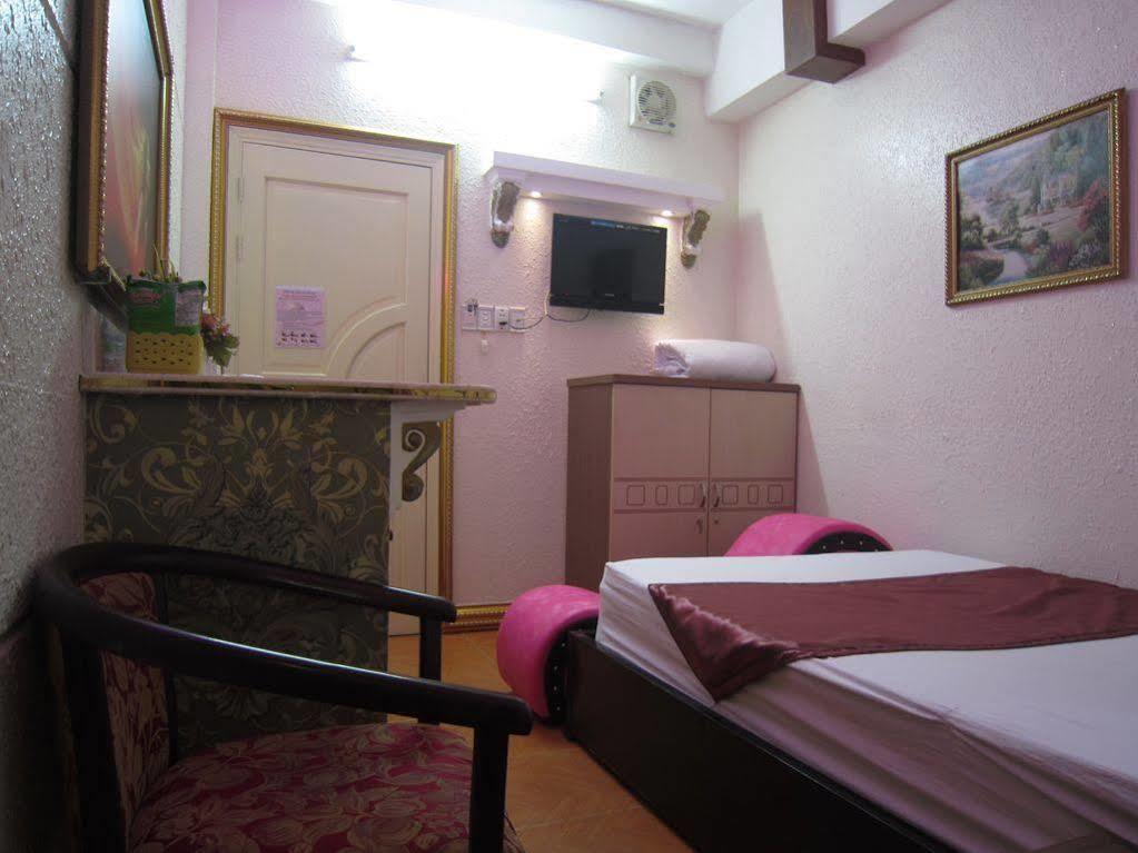 Tan Ha Hotel Ho Chi Minh-stad Buitenkant foto