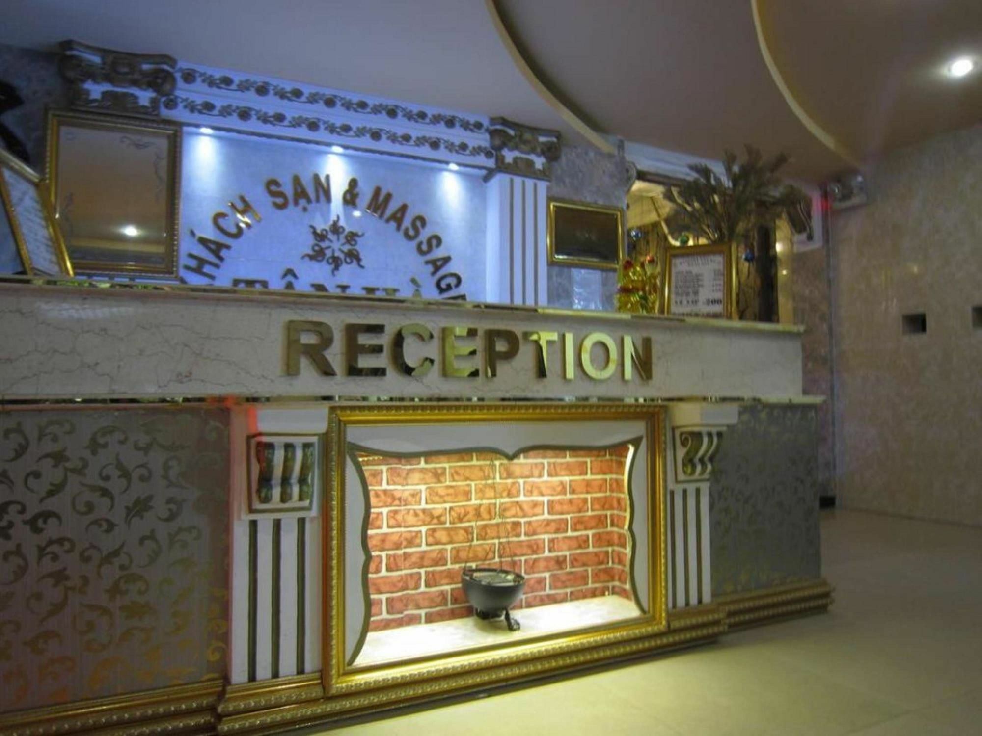 Tan Ha Hotel Ho Chi Minh-stad Buitenkant foto